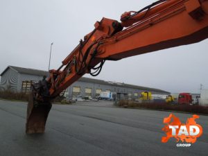 2204919229 kolesnyj ekskavator hitachi