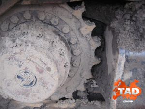 2207472102 gusenichnyj ekskavator jcb