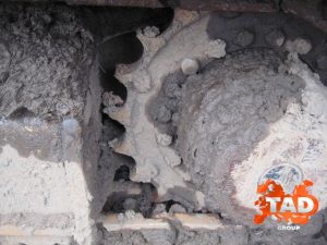 2207472112 gusenichnyj ekskavator jcb