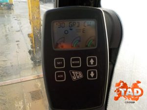 2209911541 gusenichnyj ekskavator jcb