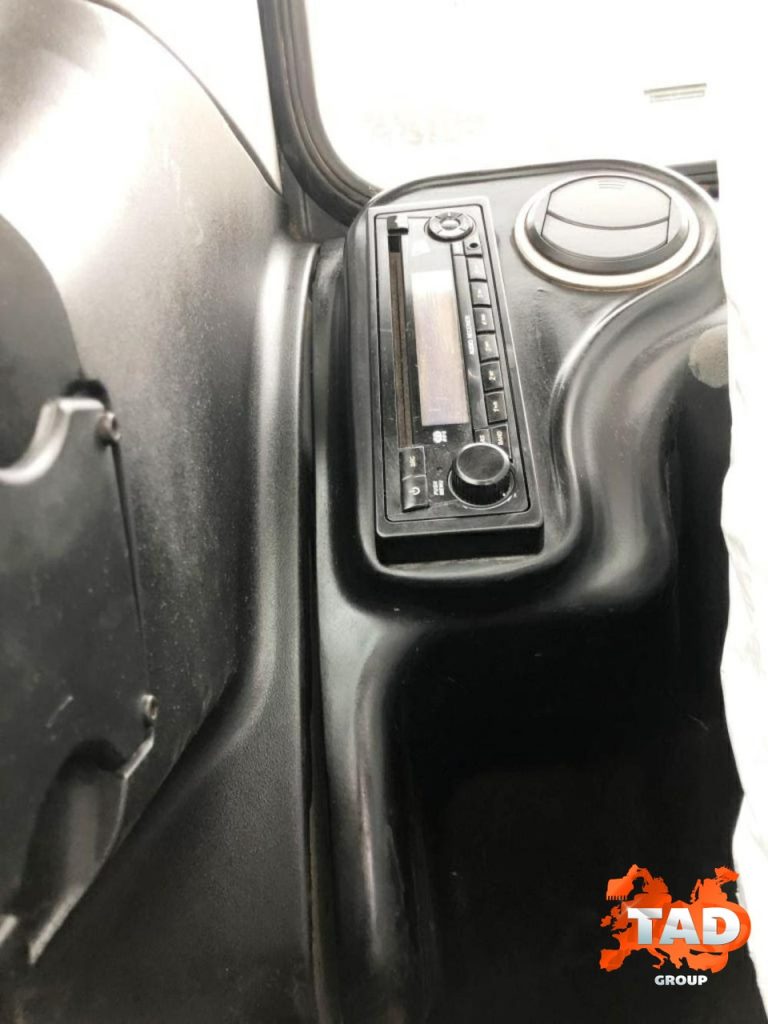 2220050903 miniekskavator jcb 8085zts