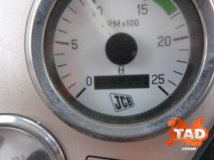 2220383049 ekskavator pogruzchik jcb 4cx