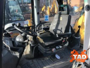 2228298935 ekskavator pogruzchik jcb 3cx