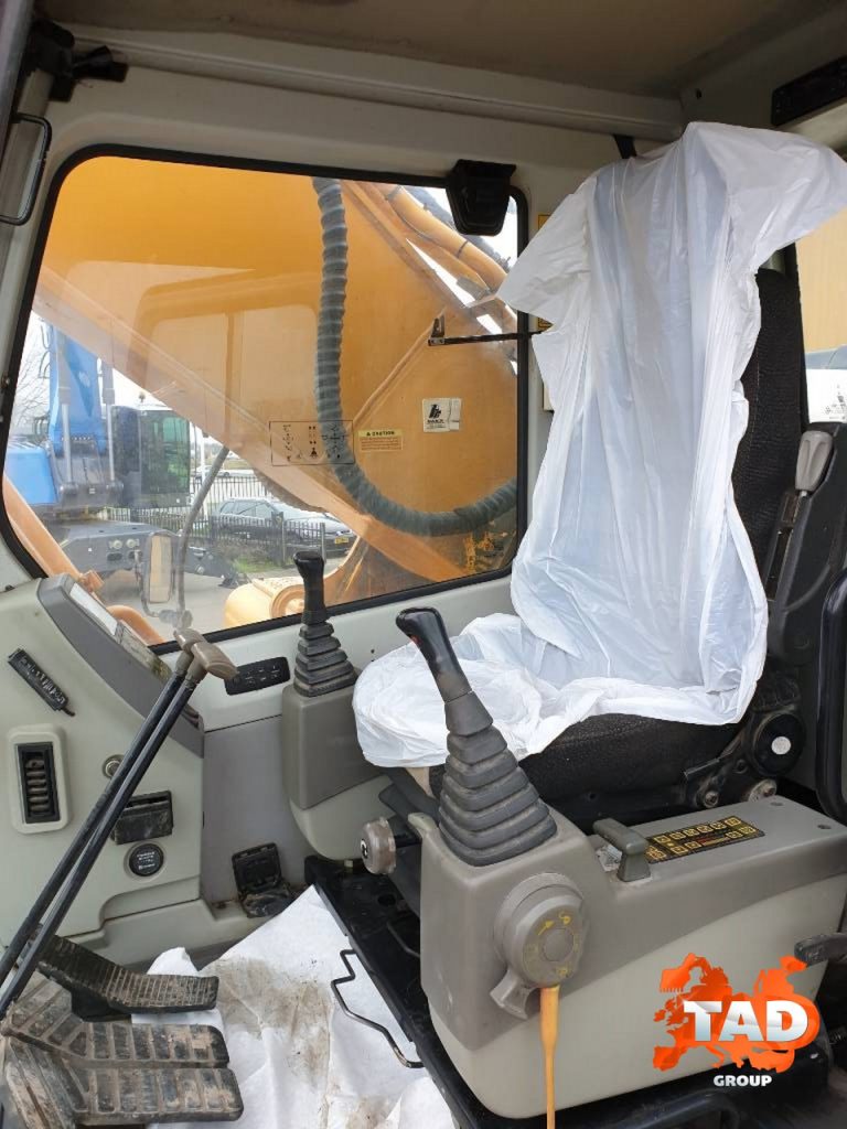 2234400962 gusenichnyj ekskavator hyundai