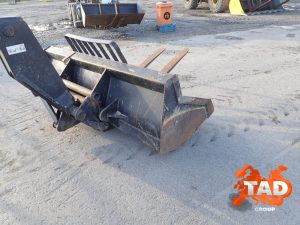 2234539335 teleskopicheskij pogruzchik manitou