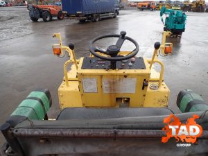 2236998326 dorozhnyj katok bomag
