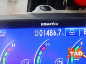 2240214139 gusenichnyj ekskavator komatsu