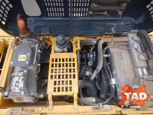 2240214145 gusenichnyj ekskavator komatsu
