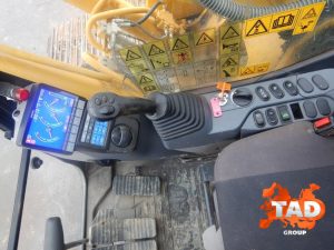 2240214146 gusenichnyj ekskavator komatsu