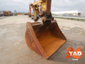2240440554 gusenichnyj ekskavator caterpillar