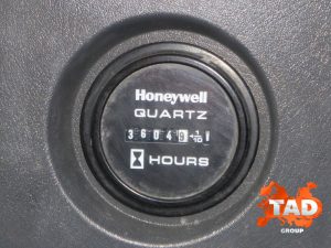 2240604121 gusenichnyj ekskavator hyundai