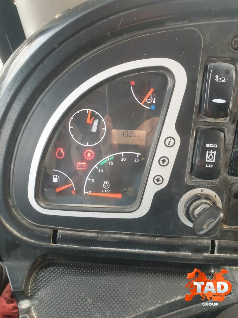 2244813754 ekskavator pogruzchik jcb 3cx