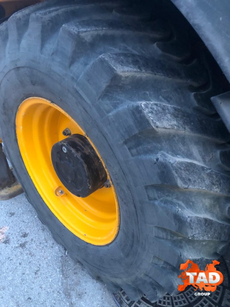 2244993384 ekskavator pogruzchik jcb 3cx
