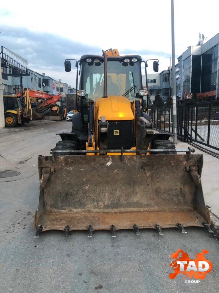 2244993431 ekskavator pogruzchik jcb 3cx