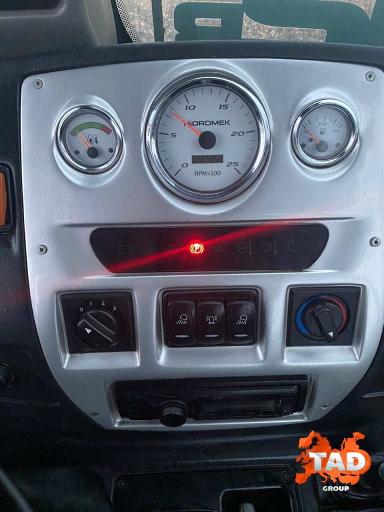2250089202 ekskavator pogruzchik hidromek hmk102b