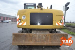 2270946523 kolesnyj ekskavator cat