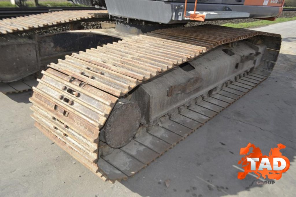 2286032796 gusechnij ekskavator hitachi