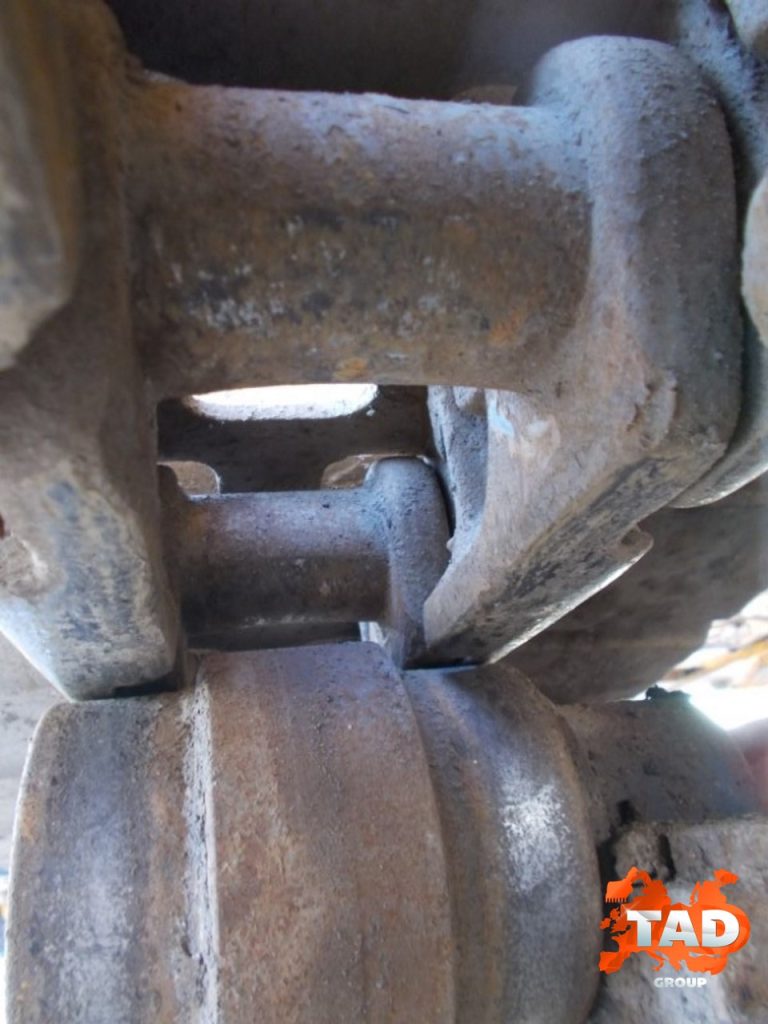 2299849661 gusenichnyj ekskavator jcb