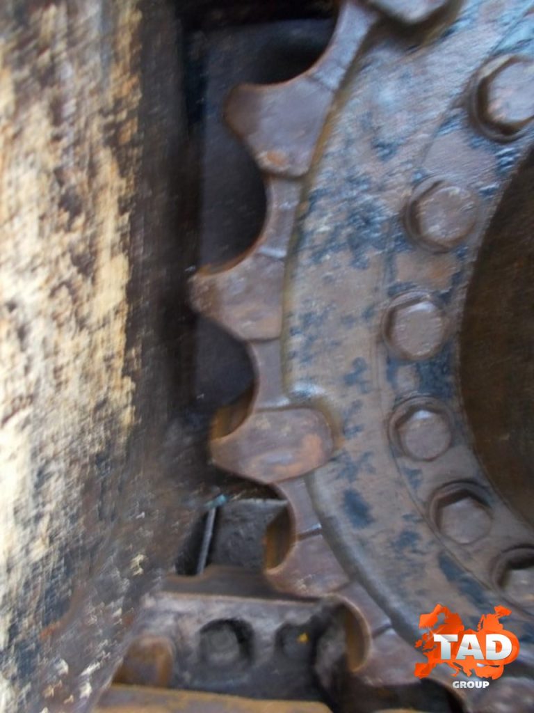 2303521518 gusenichnyj ekskavator jcb