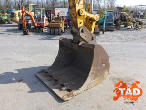 2323397421 gusenichnyj ekskavator jcb