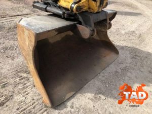 2338643036 gusenichnyj ekskavator jcb