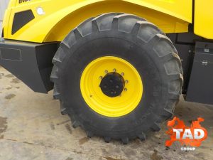 2378855628 gruntovij katok bomag