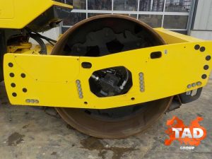 2378855636 gruntovij katok bomag
