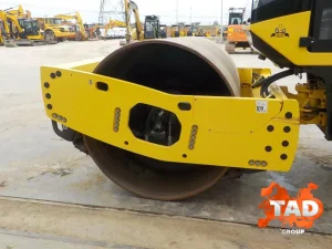 2378855652 gruntovij katok bomag