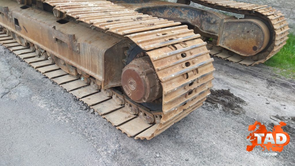 2386882417 gusenichnyj ekskavator jcb