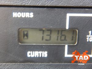 2414940549 gusenichnyj ekskavator hyundai