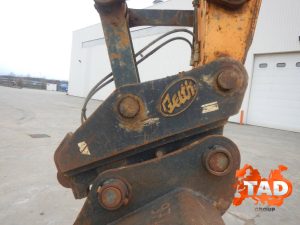 2414940554 gusenichnyj ekskavator hyundai