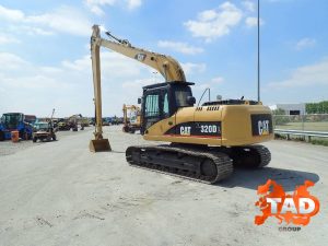2415139515 gusechnij ekskavator caterpillar