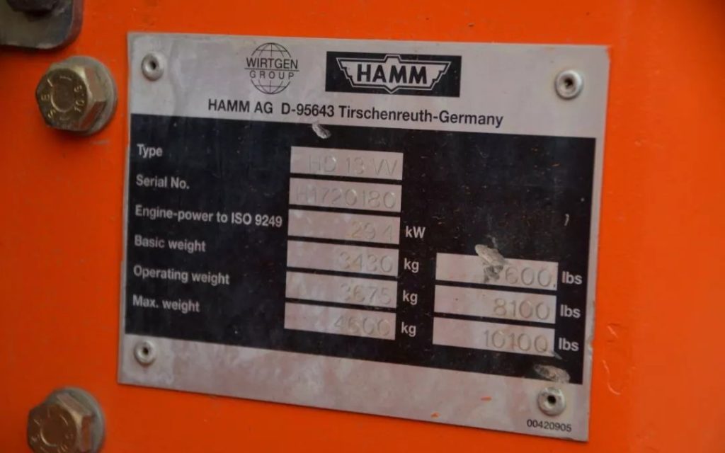 2433260479 dorozhnyj katok hamm