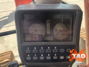 2466718110 gusenichnyj ekskavator hitachi