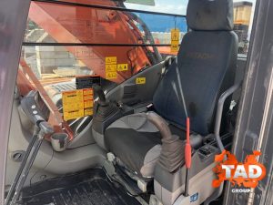 2466718157 gusenichnyj ekskavator hitachi