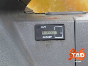 2480559525 gusenichnyj ekskavator doosan