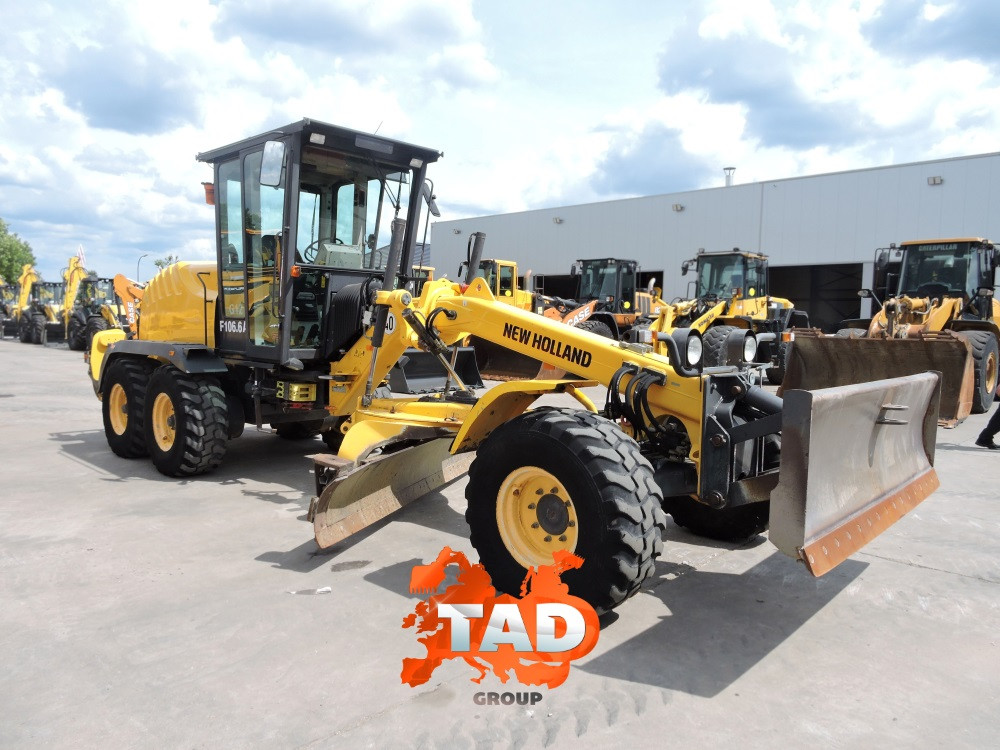 Грейдер NEW HOLLAND F106.6A (2007 р)