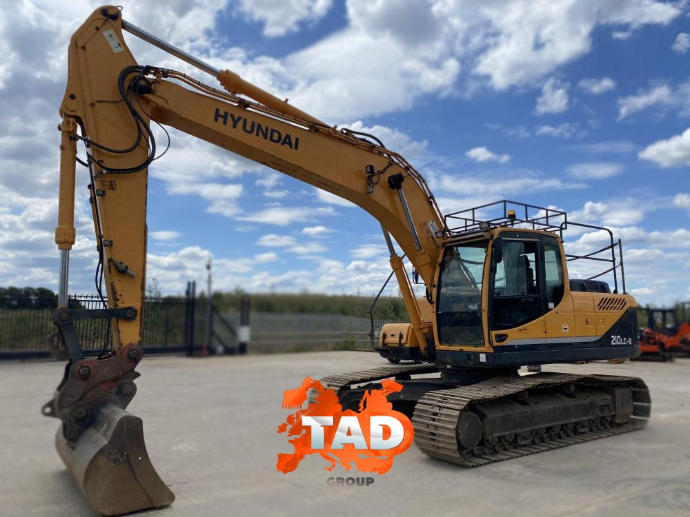 HYUNDAI R210LC-9 (2013) Crawler Excavator