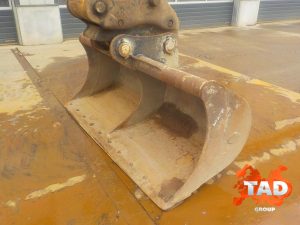 2484783518 gusenichnyj ekskavator jcb