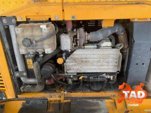 2489138888 gusenichnyj ekskavator jcb