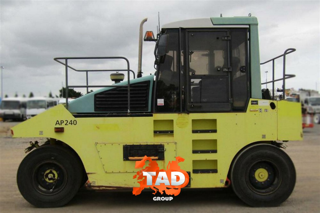 Дорожній каток Ammann AP240 (2007 г)