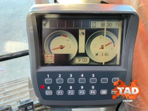 2491348947 gusenichnyj ekskavator hitachi