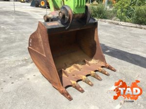 2506135497 gusenichnyj ekskavator jcb