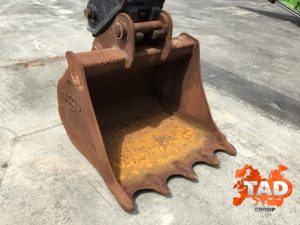 2506986669 gusenichnyj ekskavator jcb
