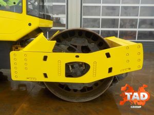 2514356136 gruntovoj katok bomag