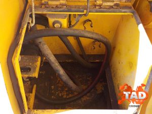 2535876459 gusenichnyj ekskavator jcb