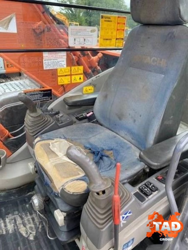 2579096656 gusenichnyj ekskavator hitachi