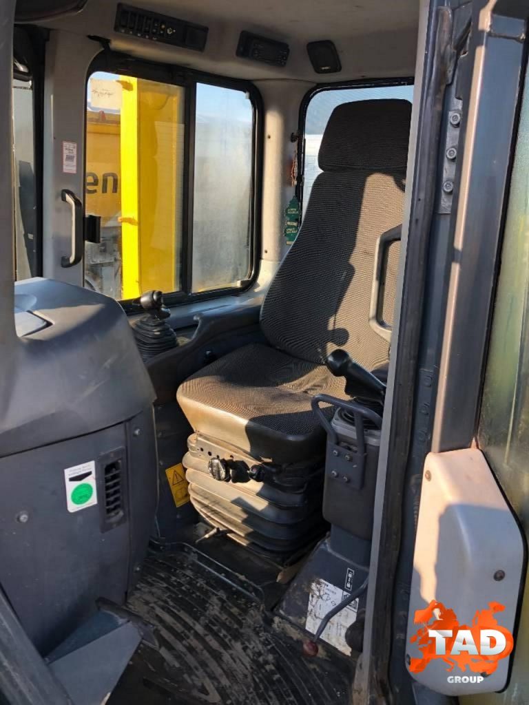 2579537165 buldozer komatsu d65px 15e0