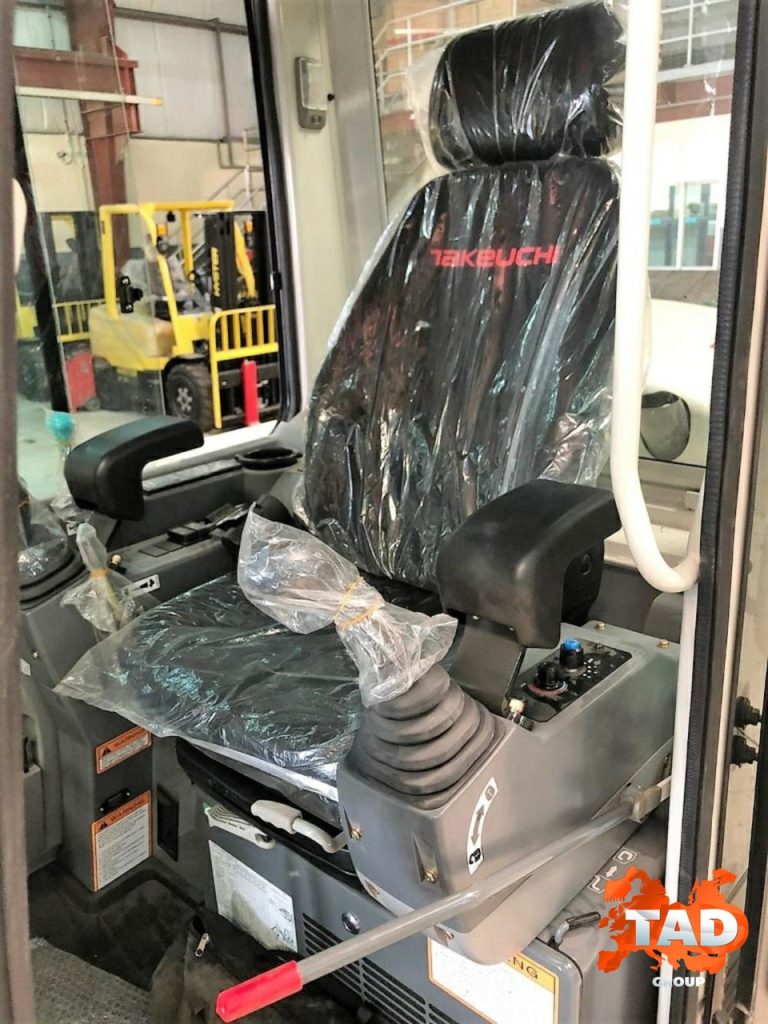 2613948376 miniekskavator takeuchi tb250