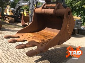 2633659953 gusenichnyj ekskavator volvo